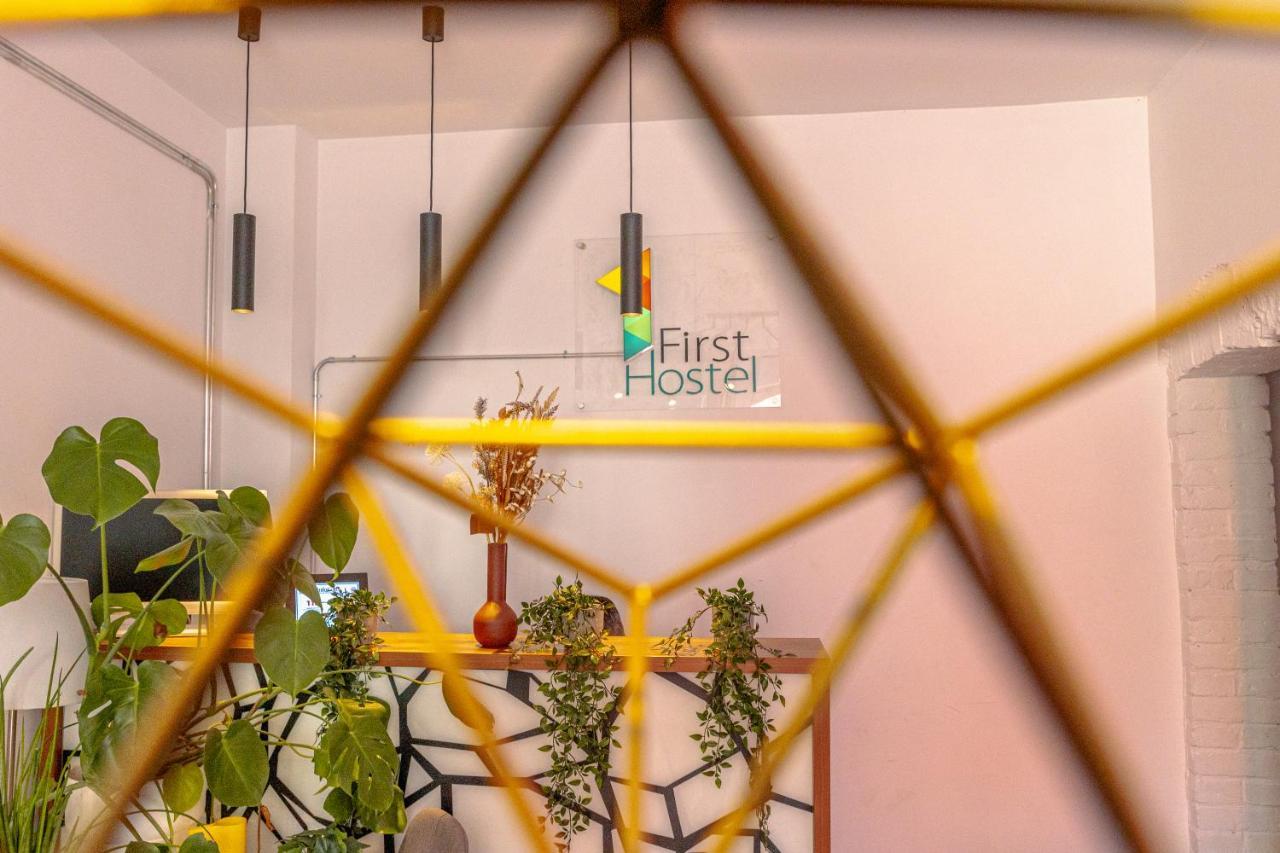 First Hostel Bucur 21 Bukarest Exteriör bild